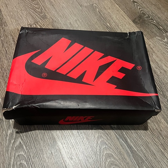 Air Jordan 1  retro (Dark Mocha) - Picture 3 of 11